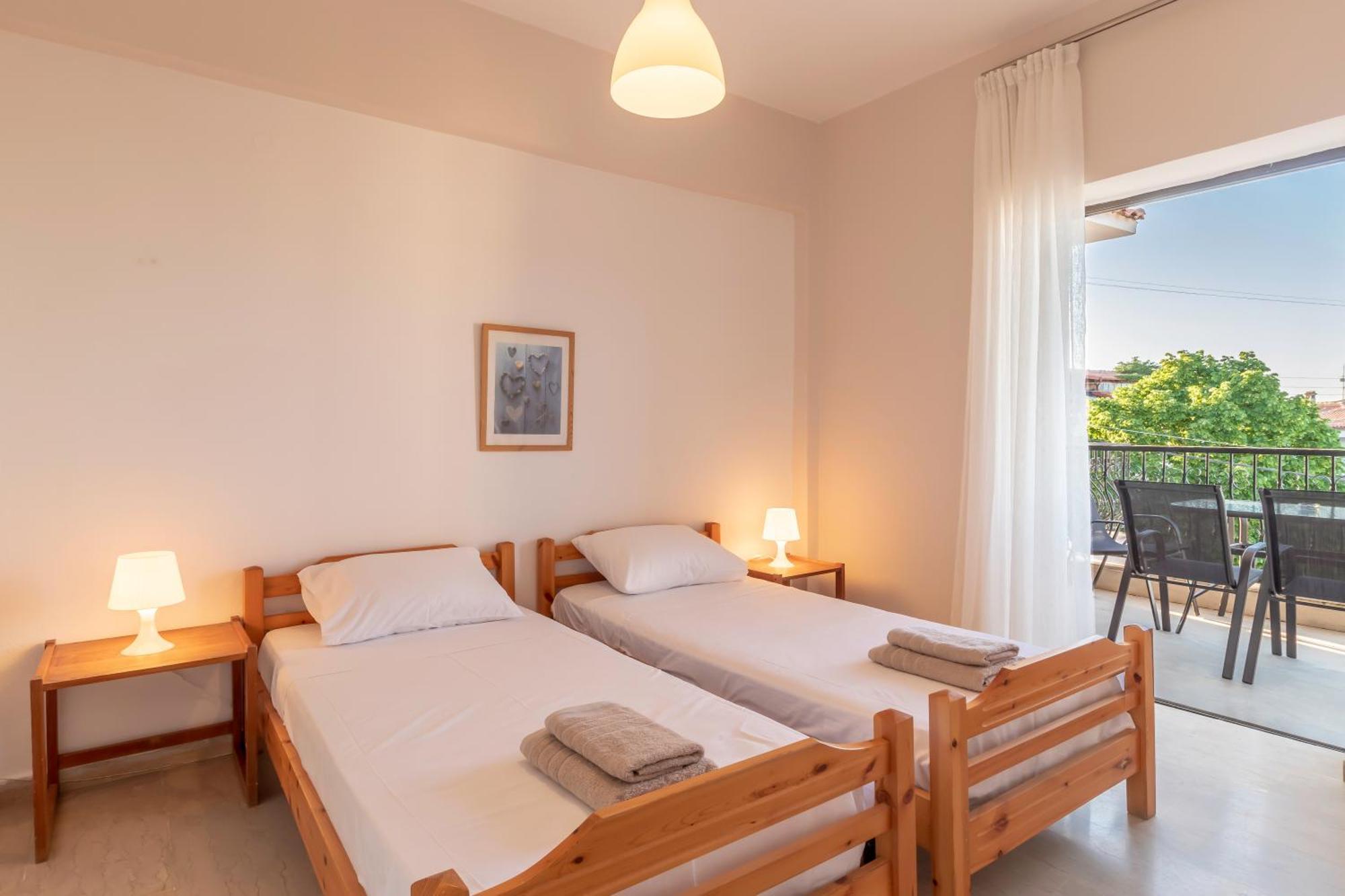 Properstay 101 - Casa Leonardo Chalkidiki Polychrono Bagian luar foto